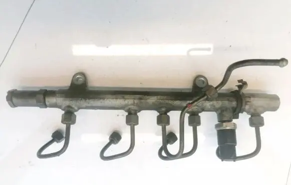 Fuel main line pipe