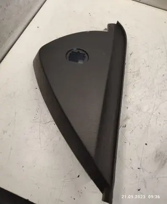 Opel Insignia A Dashboard side end trim 495050031