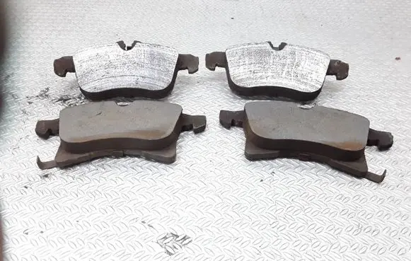 Opel Astra H Brake pads (front) 