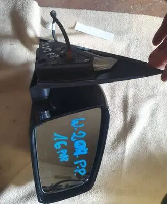 Mercedes-Benz C AMG W204 Front door electric wing mirror A2048103876
