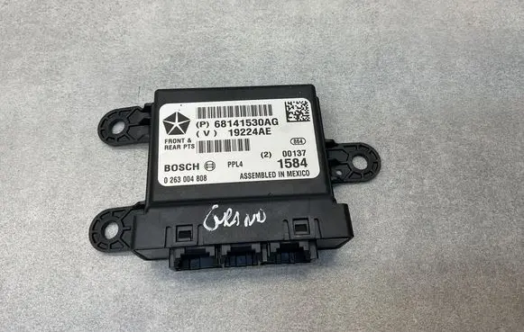 Jeep Grand Cherokee Parking PDC control unit/module 68141530AG