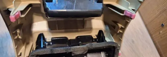 Rear air vent grill