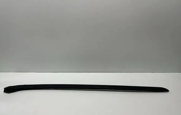 BMW 2 F45 Windshield trim 7301036 730103609 10808611
