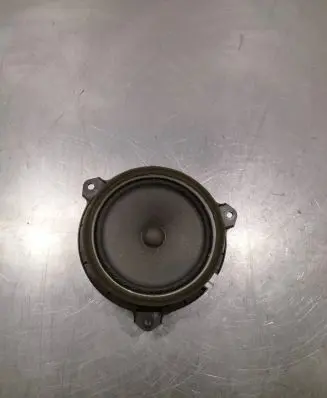 Toyota Corolla E140 E150 Front door speaker 861600d180