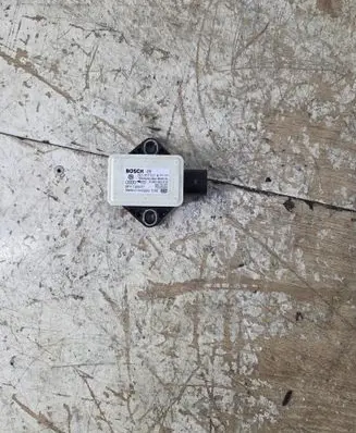 Audi A6 S6 C6 4F ESP acceleration yaw rate sensor 8E0907637B 7005322 0265005618