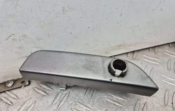 Under headlight/headlamp trim