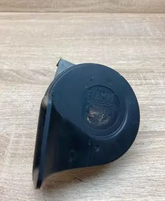 Ford Focus Horn signal CH2035A 35717 WithPlug