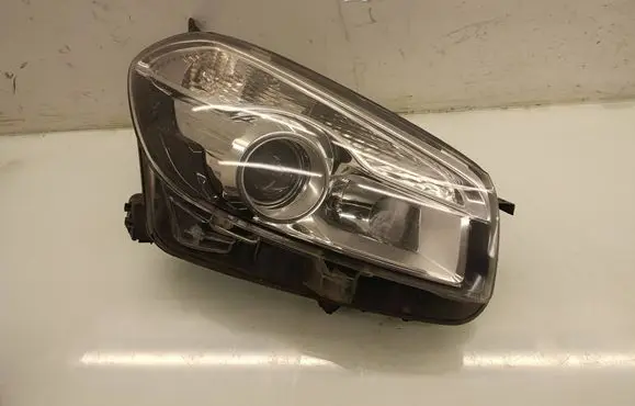 Nissan Qashqai+2 Headlight/headlamp 