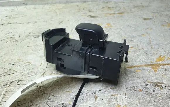 Lexus IS 200-300 Electric window control switch
