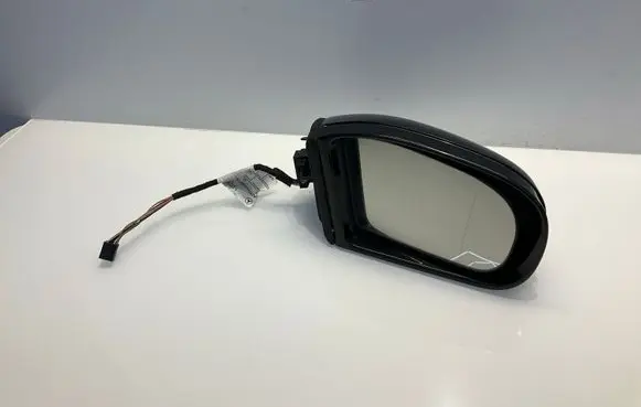 Mercedes-Benz C W203 Front door electric wing mirror
