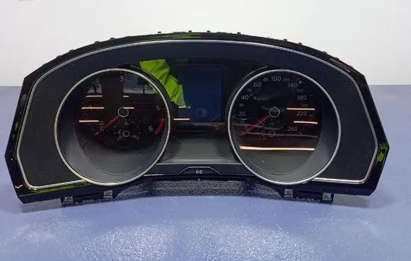 Volkswagen PASSAT CC Speedometer (instrument cluster) 3G0920741