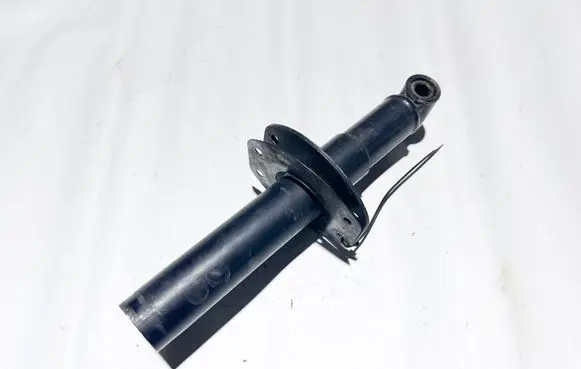 BMW 8 E31 Rear bumper shock impact absorber/damper 1940753 51121940753