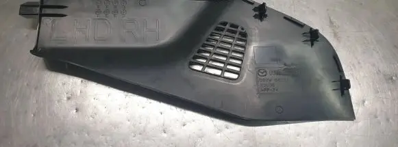Mazda CX-3 Other center console (tunnel) element DB2W64231 K3006