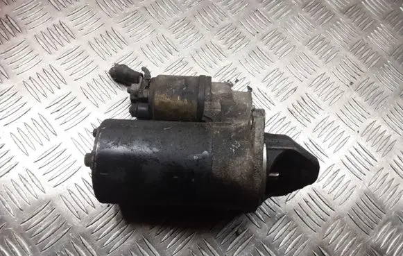 Opel Corsa C Starter motor 1005831075