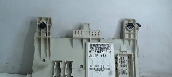 Ford Focus Fuse module 4M5T14A073BJ