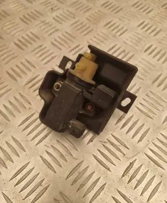 Opel Insignia A Turbo solenoid valve 55573362