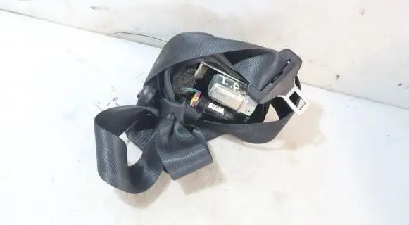 Alfa Romeo Mito Front seatbelt