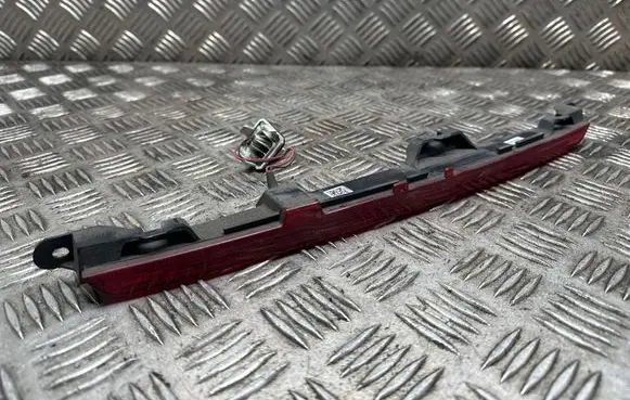 Mercedes-Benz E W213 Third/center stoplight A1569069600