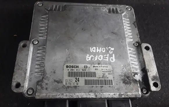 Peugeot 807 Engine control unit/module 0281011522 9655816780