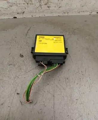 Iveco Daily 3rd gen Door central lock control unit/module 500340911