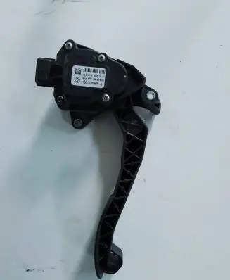 Renault Master III Accelerator throttle pedal 180101626R 6PV00997801