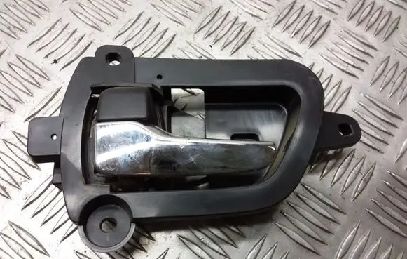 Mitsubishi Outlander Rear door interior handle
