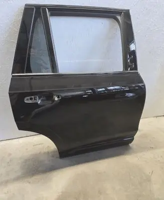 Volvo XC90 Rear door