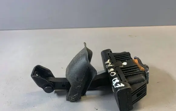 BMW 1 E81 E87 Front door check strap stopper 7164623 41517164623