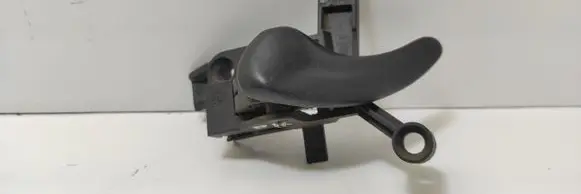 Seat Alhambra (Mk1) Front door interior handle