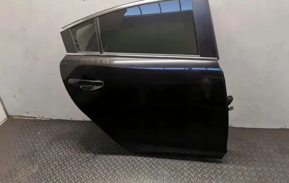 Mazda 6 Rear door