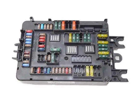 BMW X6 F16 Fuse module 931656901