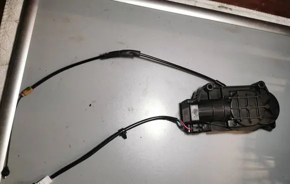 Mercedes-Benz GL X166 Seat adjustment motor 28-2990 282990