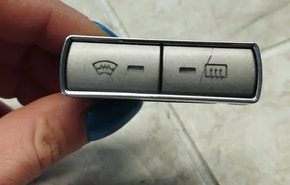Ford Galaxy Windscreen/window heater switch 6M2T18K574AD