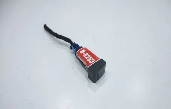 Passenger airbag on/off switch