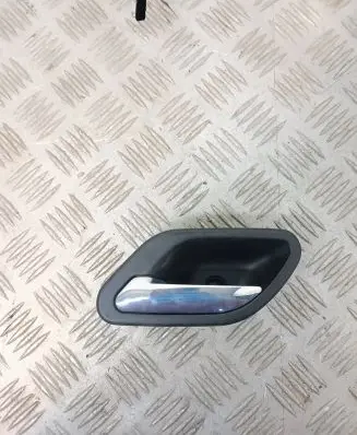 BMW 5 E39 Loading door interior handle 7032925