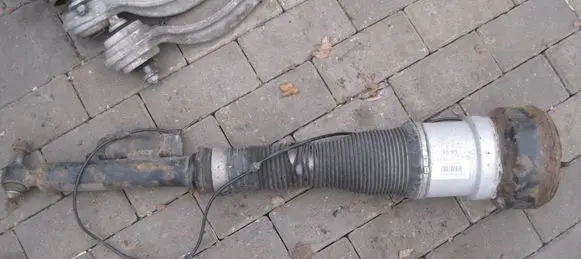 Mercedes-Benz S W221 Rear shock absorber/damper