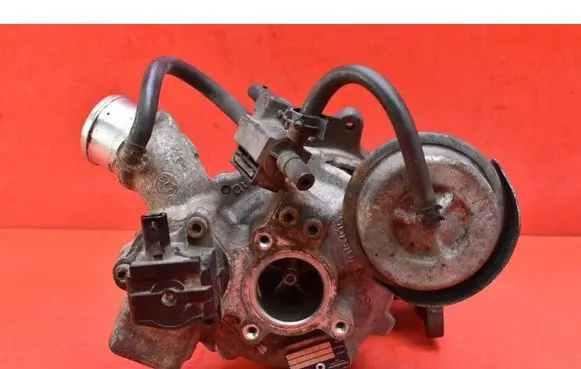 Volvo V40 Turbo system vacuum part CJ5G6K682DA