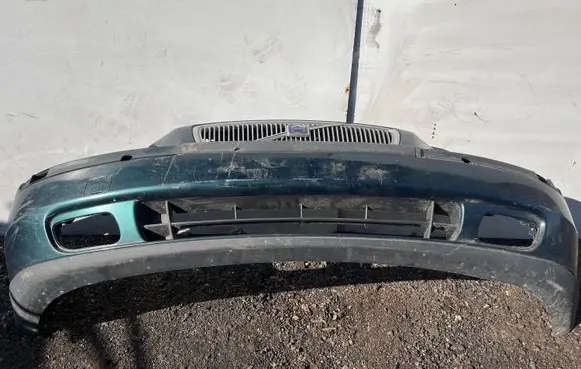 Volvo V70 Front bumper