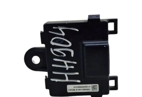 Tesla Model S Door control unit/module 106965100D