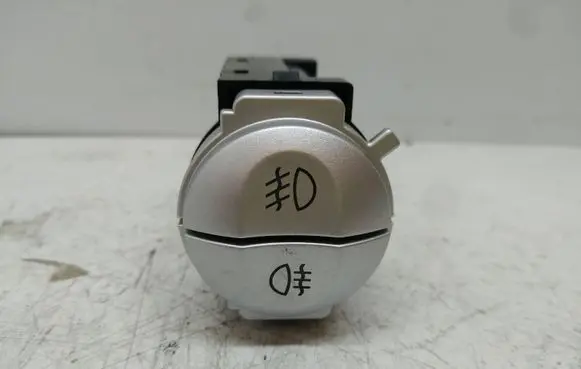 Mitsubishi Colt Fog light switch 4G27