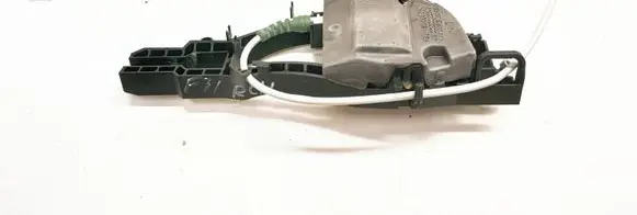 Rear door exterior handle/bracket
