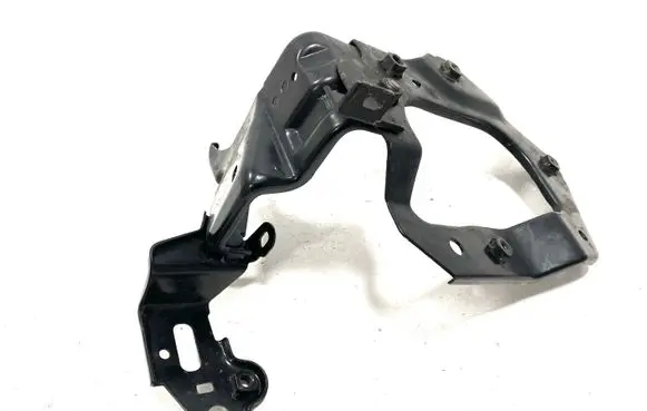 Toyota Avensis T270 Fuel filter bracket/mount holder 