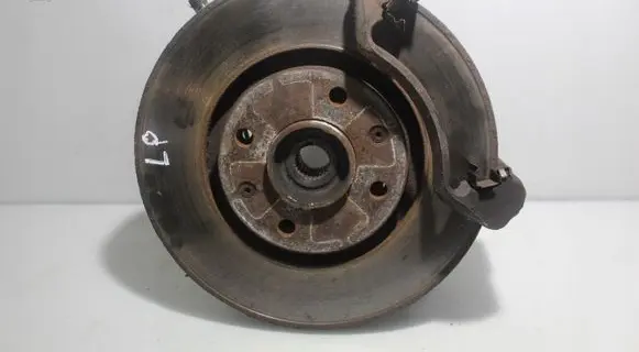 Peugeot 308 Front wheel hub spindle knuckle