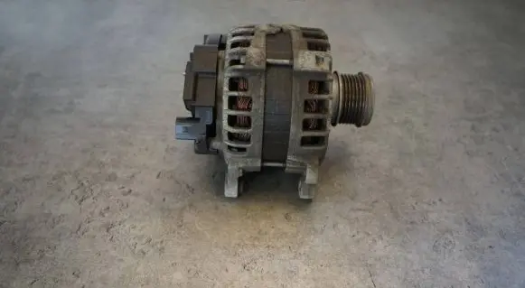 Skoda Octavia Mk3 (5E) Generator/alternator 04L903024T