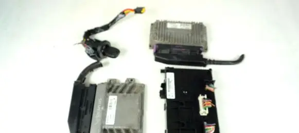 Renault Clio II Engine control unit/module ECU 8200326741 8200326375