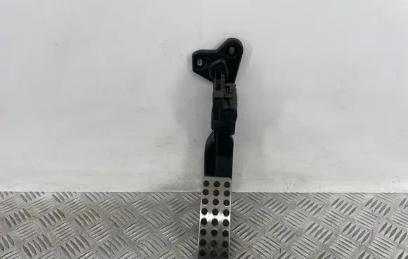 Mercedes-Benz GLE (W166 - C292) Accelerator throttle pedal A2923000100 6PV93396663 Q006ZGS001