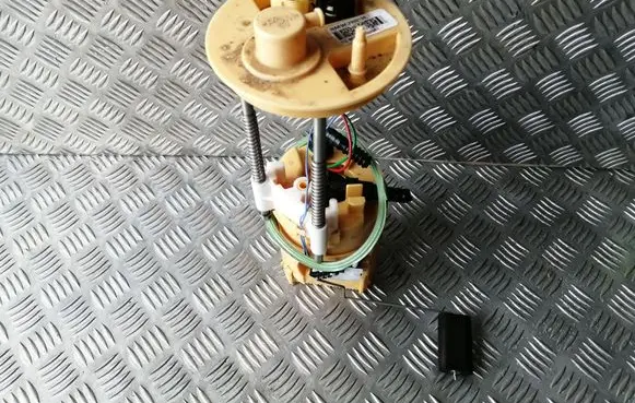 BMW X5 F15 In-tank fuel pump 7380136