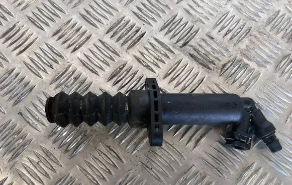 BMW X1 F48 F49 Clutch slave cylinder 6854659