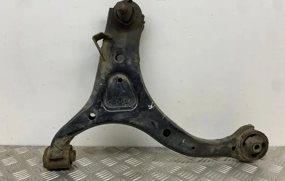 Hyundai Santa Fe Front lower control arm/wishbone