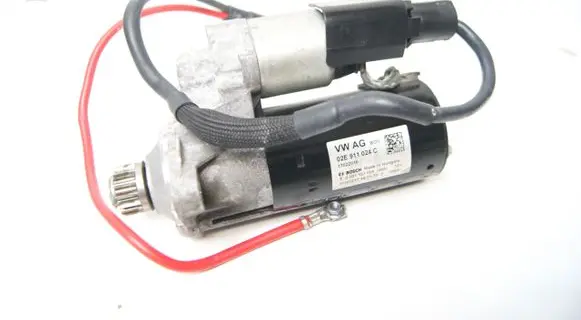 Volkswagen PASSAT B7 Starter motor 02E911024C